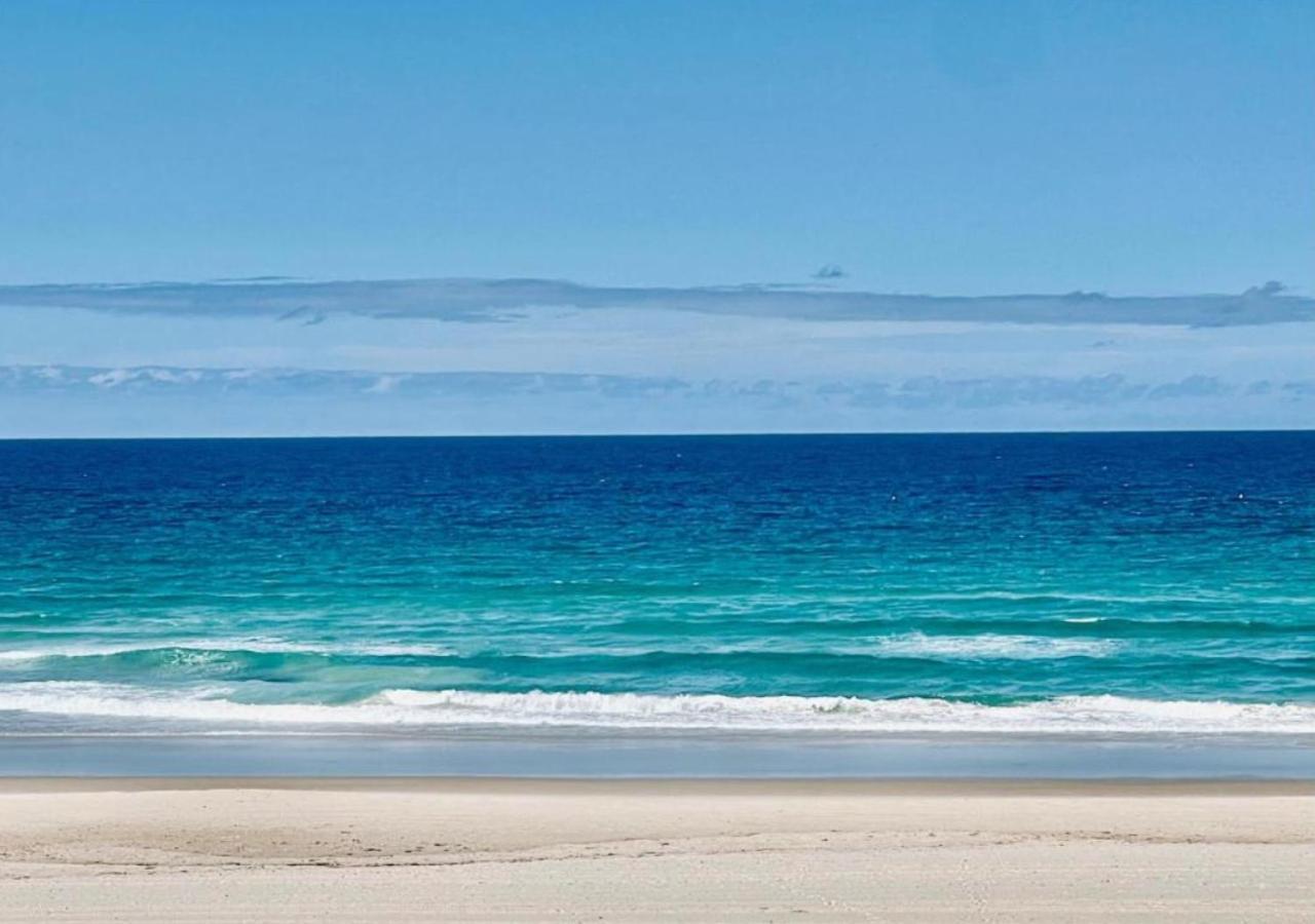 Tessa'S On The Beach Gold Coast Extérieur photo
