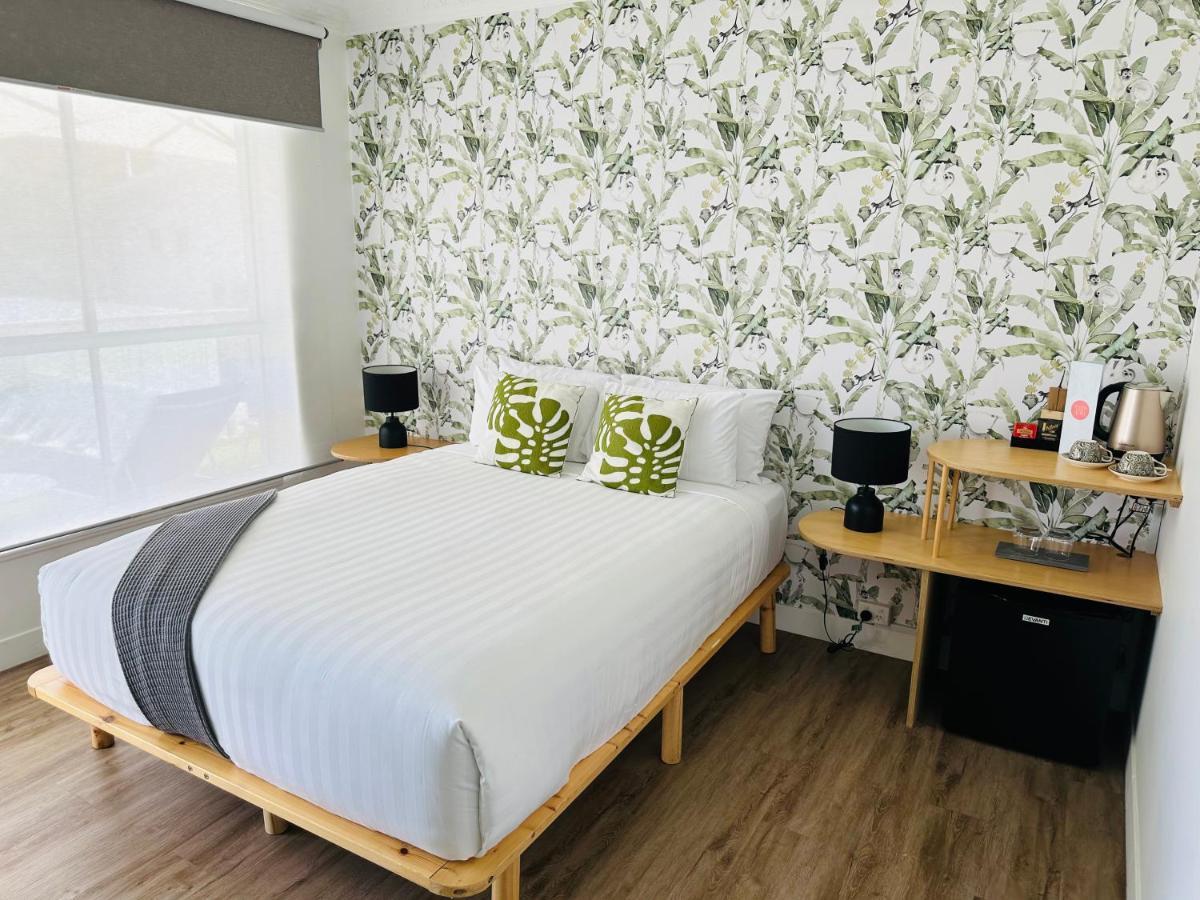 Tessa'S On The Beach Gold Coast Extérieur photo