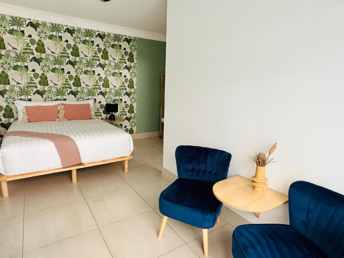 Tessa'S On The Beach Gold Coast Extérieur photo