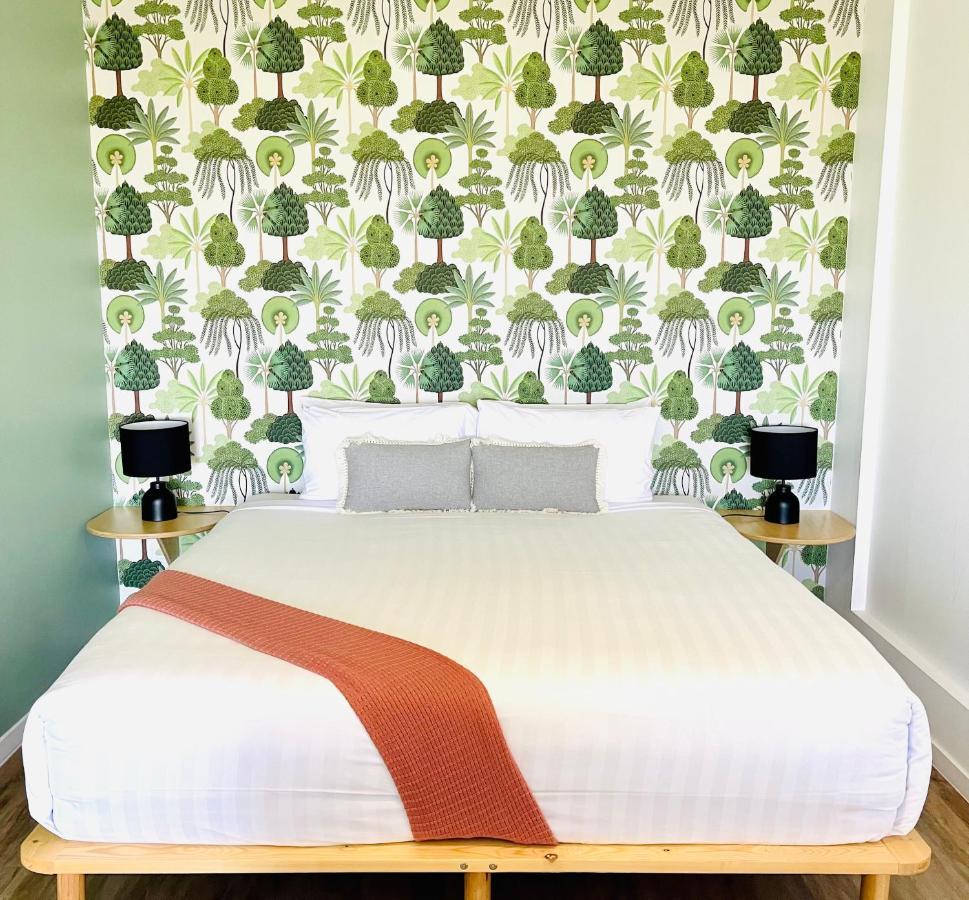 Tessa'S On The Beach Gold Coast Extérieur photo